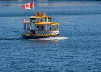 Bateau taxi