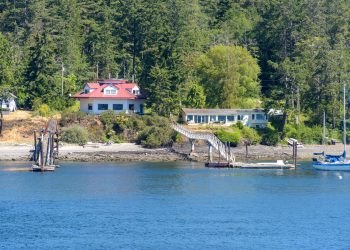 Piers Island